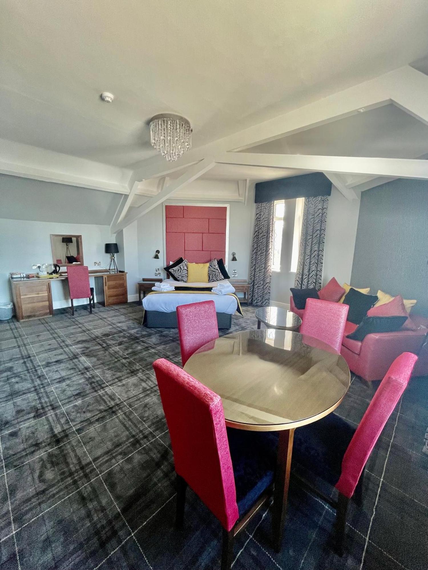 The Grand Hotel Port Talbot Eksteriør billede